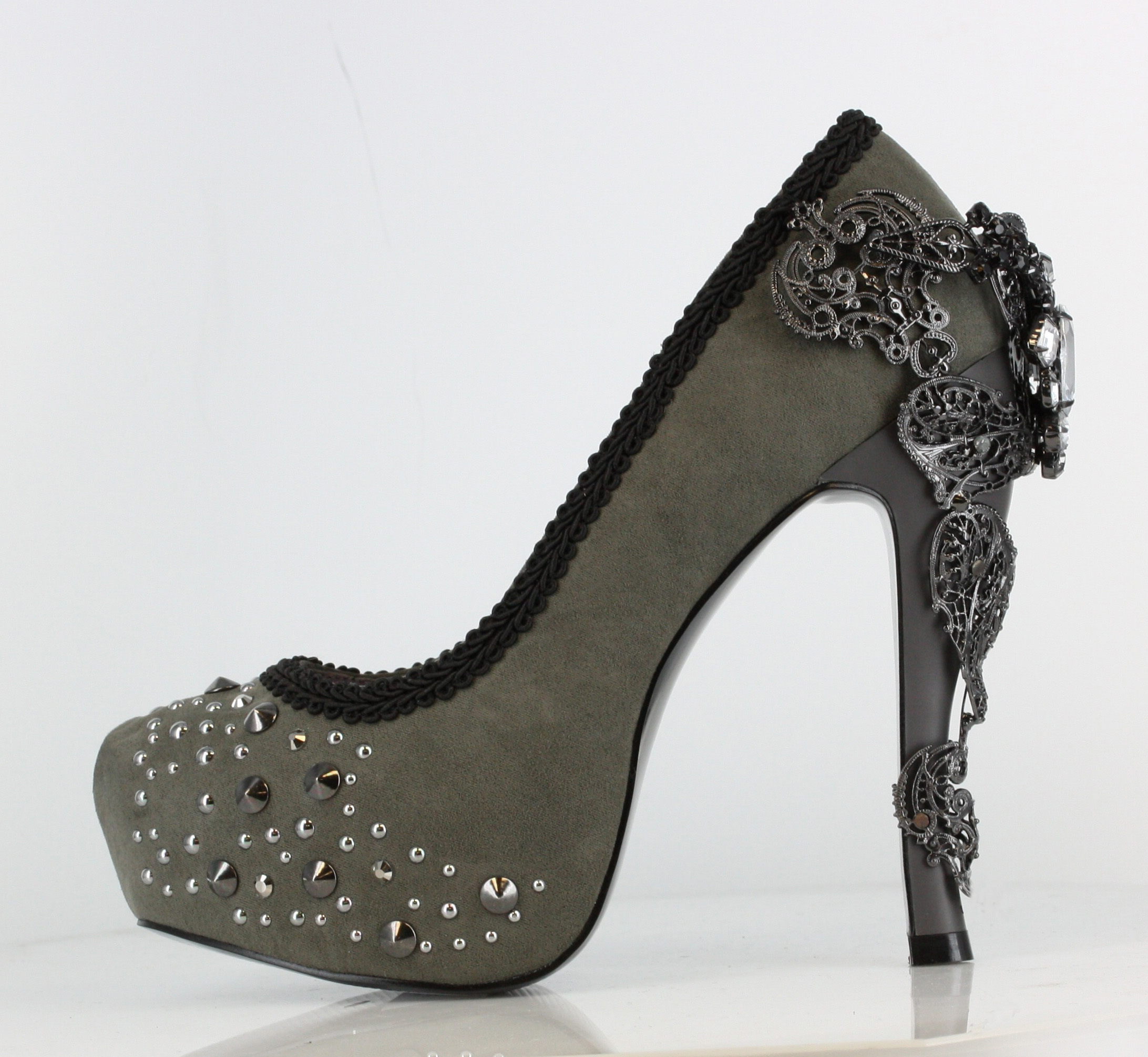 Amina - Suede Platform Steampunk Pumps