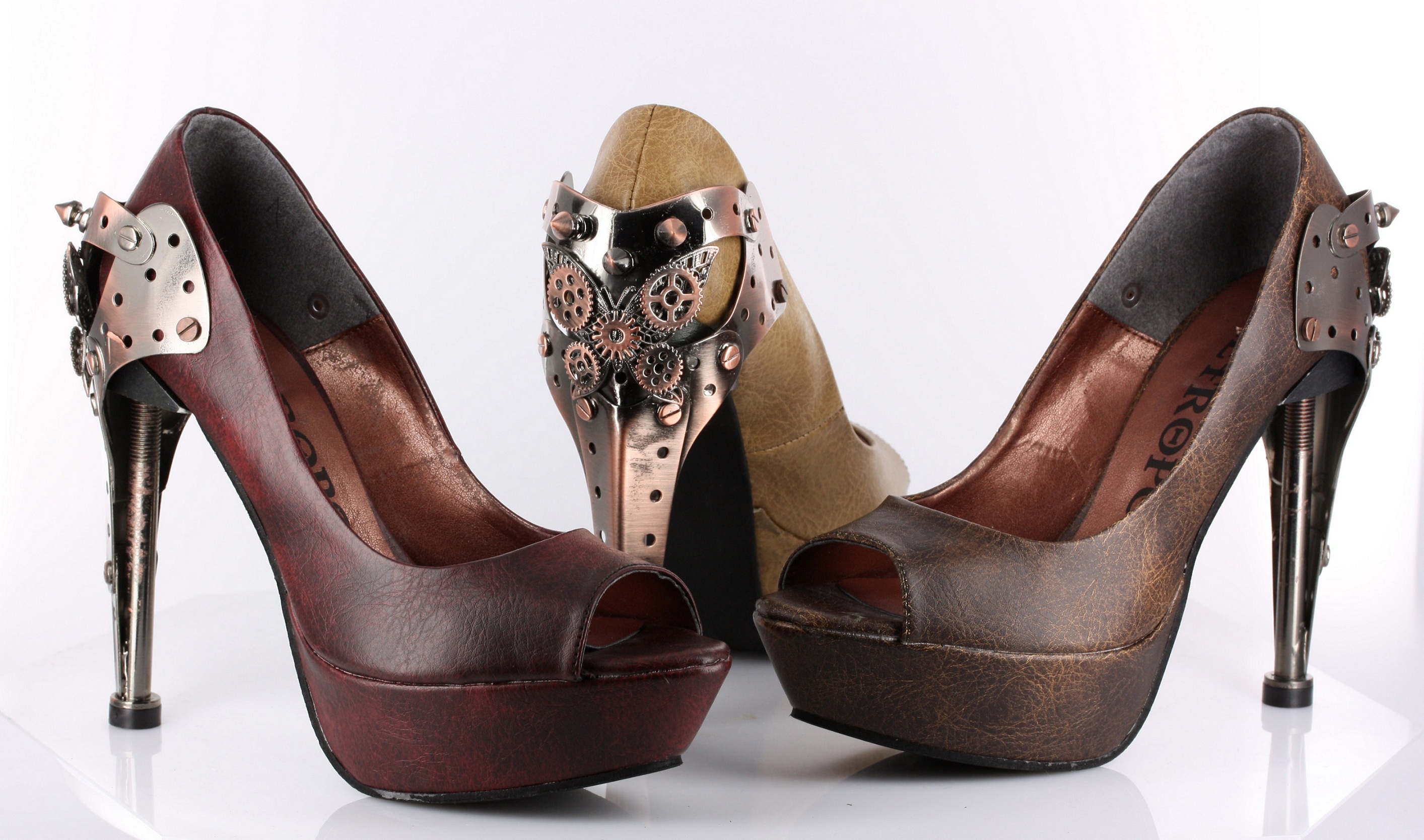 Titan - Steampunk Platform Pumps